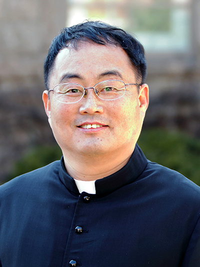주임 사제 박규식 암브로시오 주임신부님